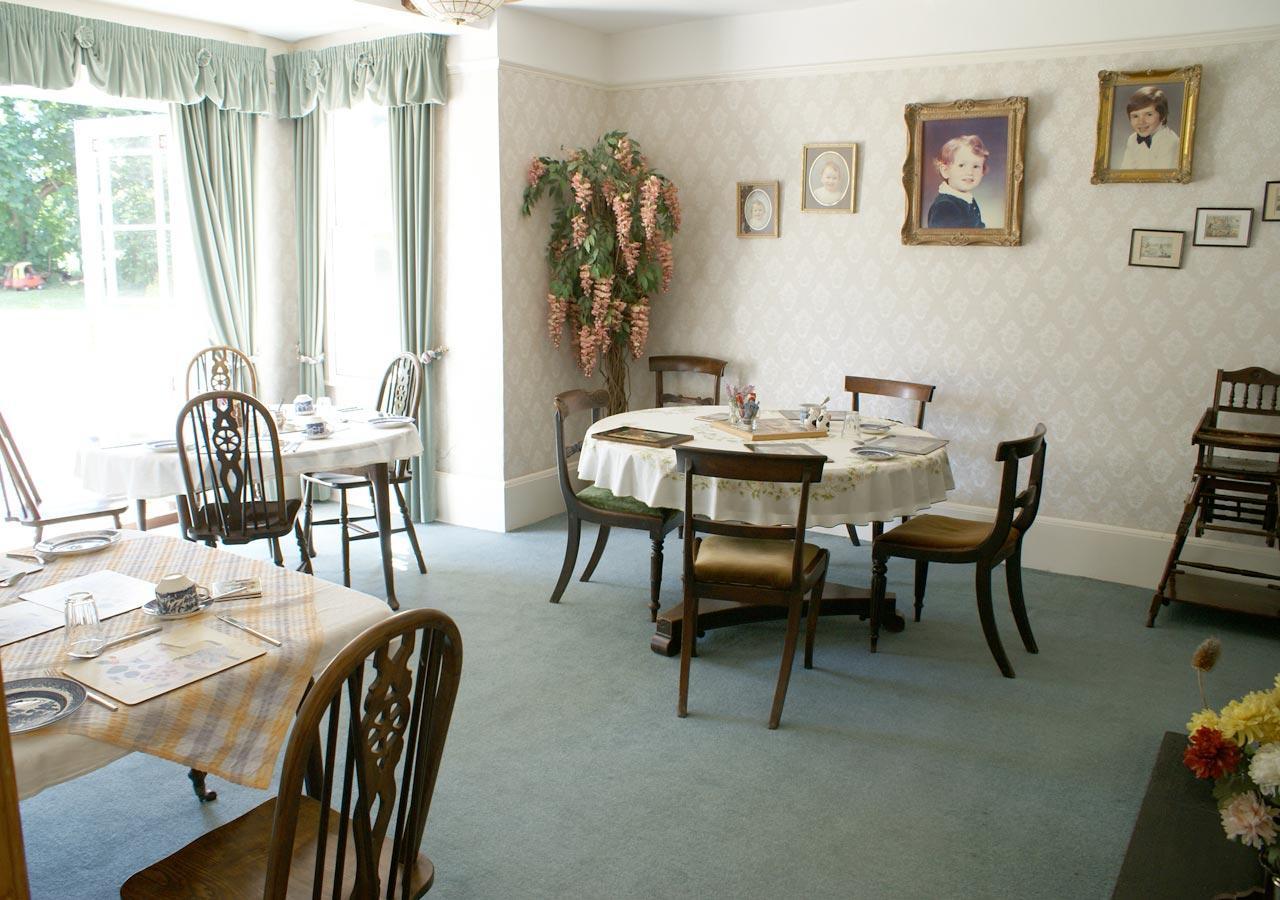 Haselor Farm B & B Ившам Екстериор снимка